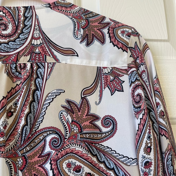 WHBM - Ruffle Front Blouse - 8 - Picture 3 of 8